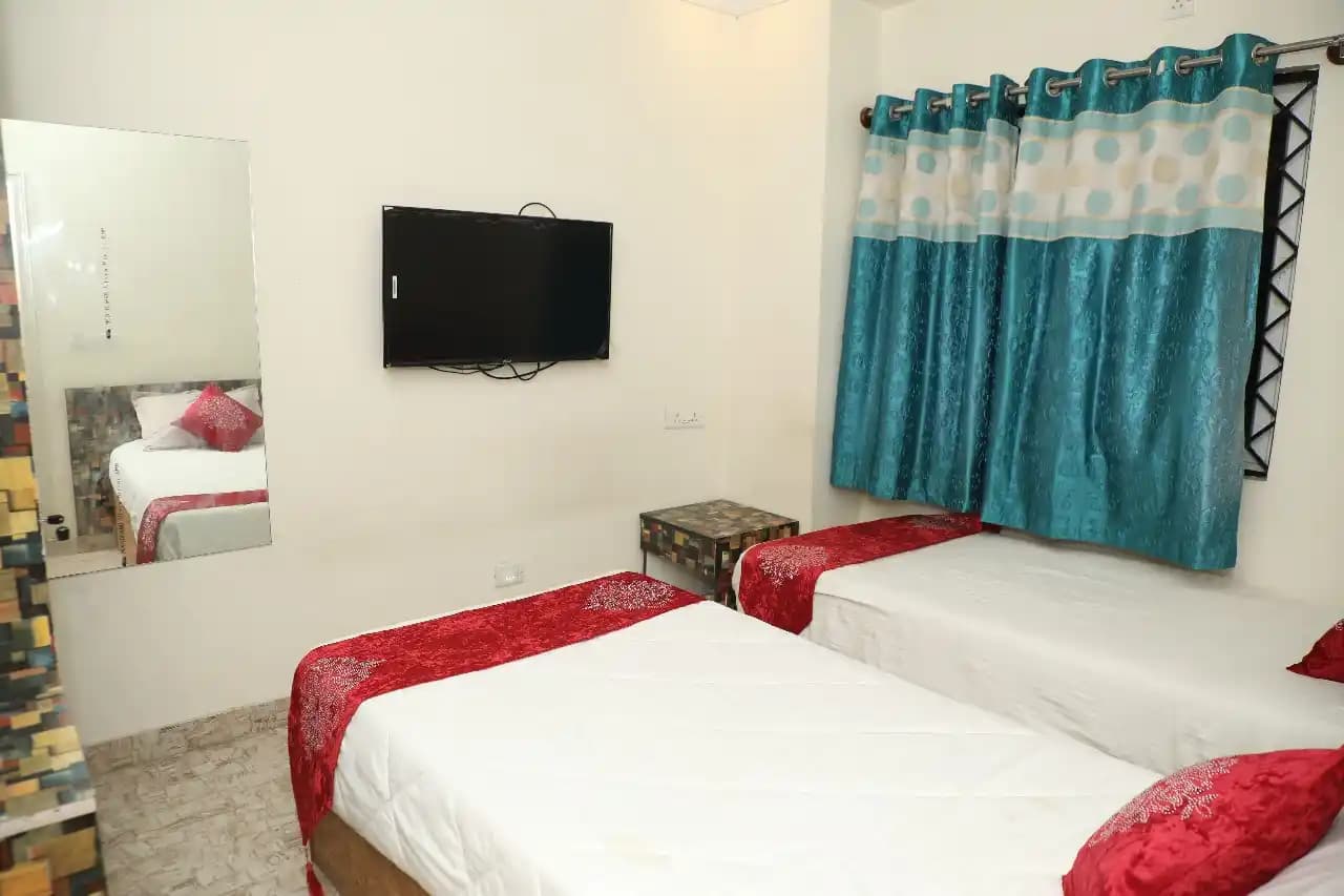 SRS COLIVING PG, property photograph 1, uploaded by the owner