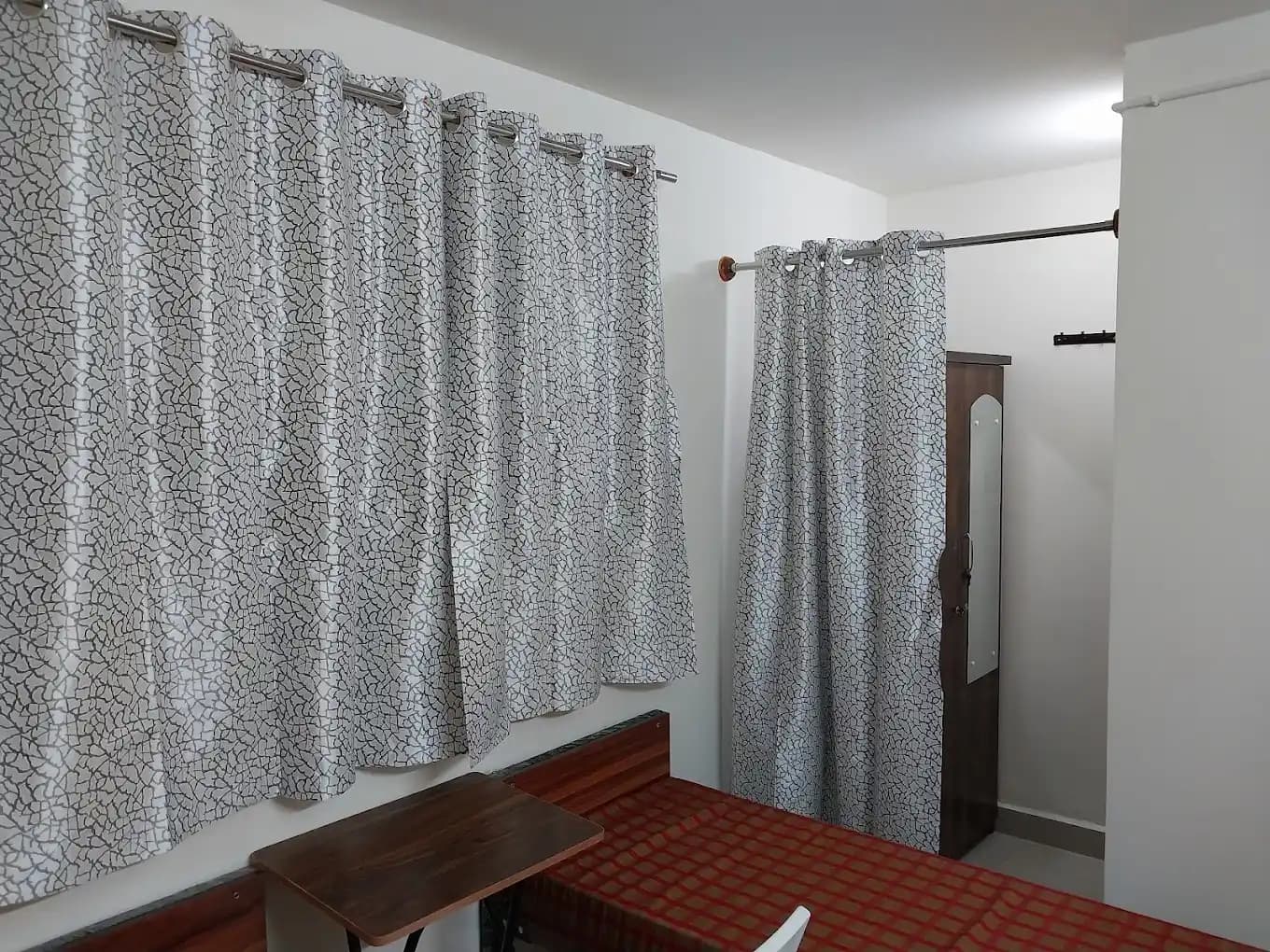 SDM Comforts PG for Ladies, property photograph 10, uploaded by the owner