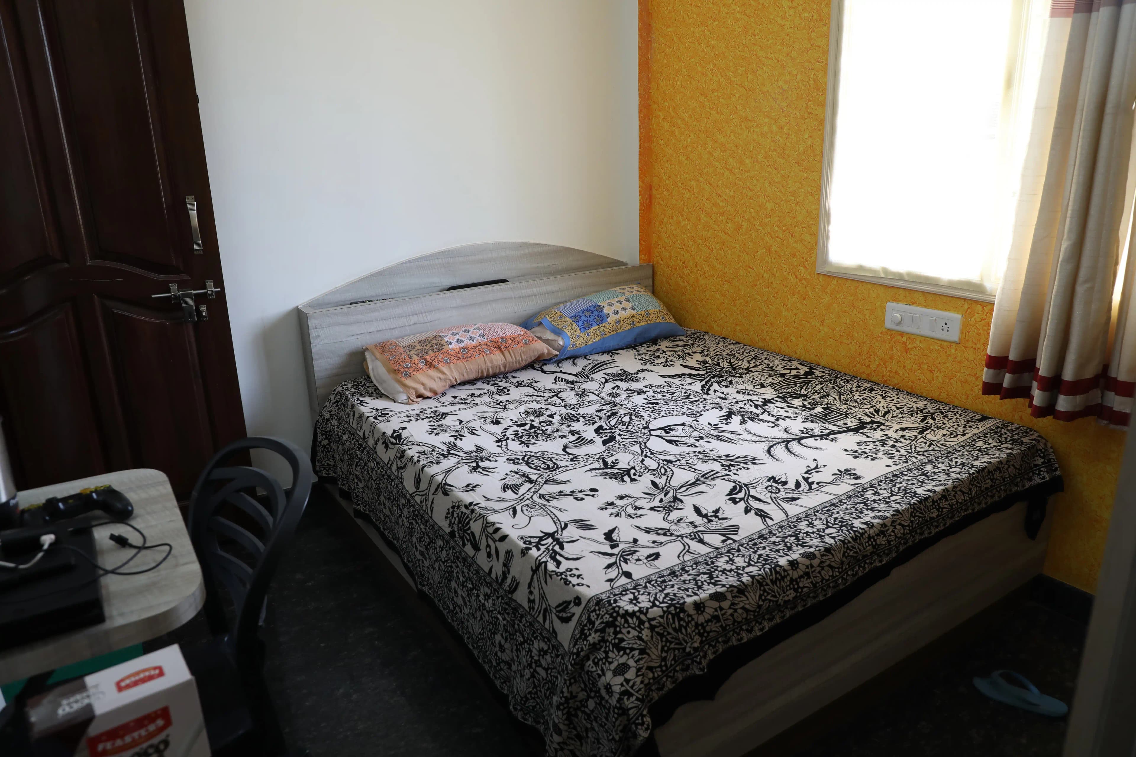 Shyam Stay Aragini Comforts, room photograph 1, uploaded by the owner