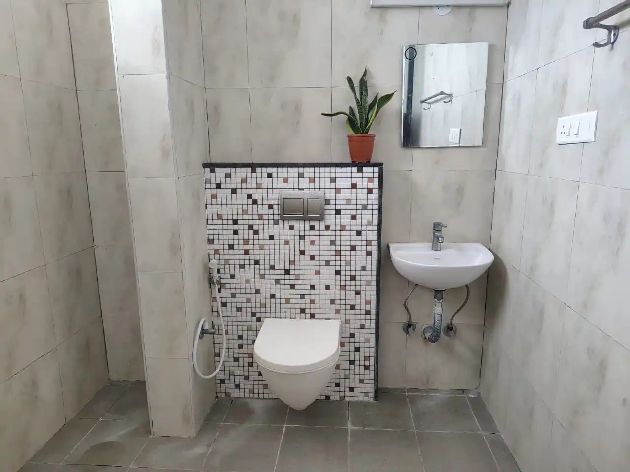 Spectra Elite #38, bathroom photograph 11, uploaded by the owner